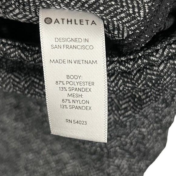 ATHLETA Mercer Split Hem Cropped Leggings in herringbone - Picture 8 of 11